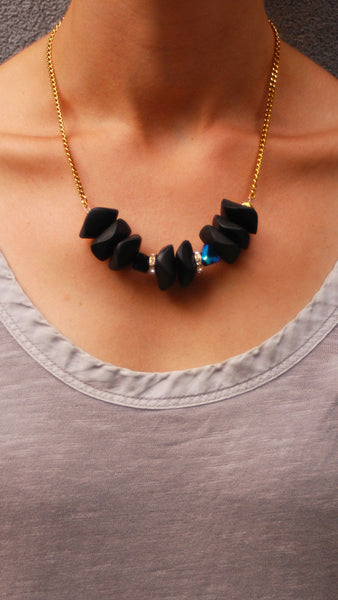 Black Pebbles Necklace